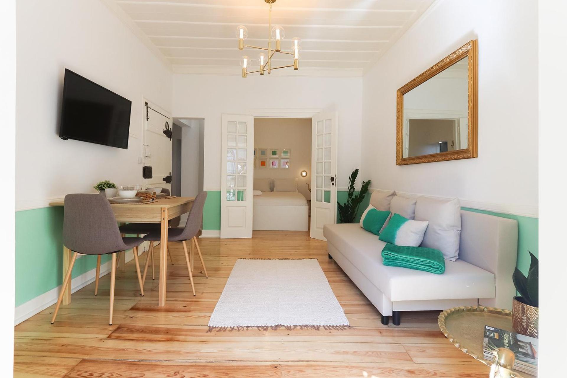 Appartamento Castelo Premium By Homing Lisbona Esterno foto